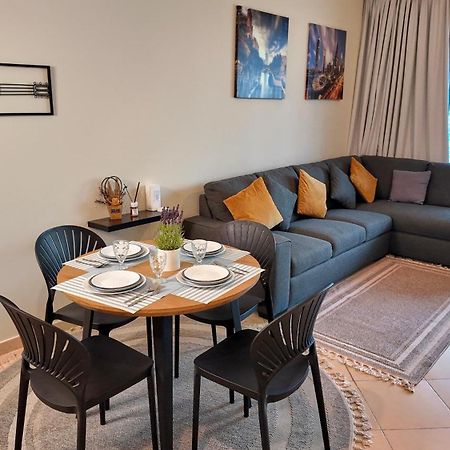 Spacious 2 Bed Apt At Marina High Floor Dubai Esterno foto