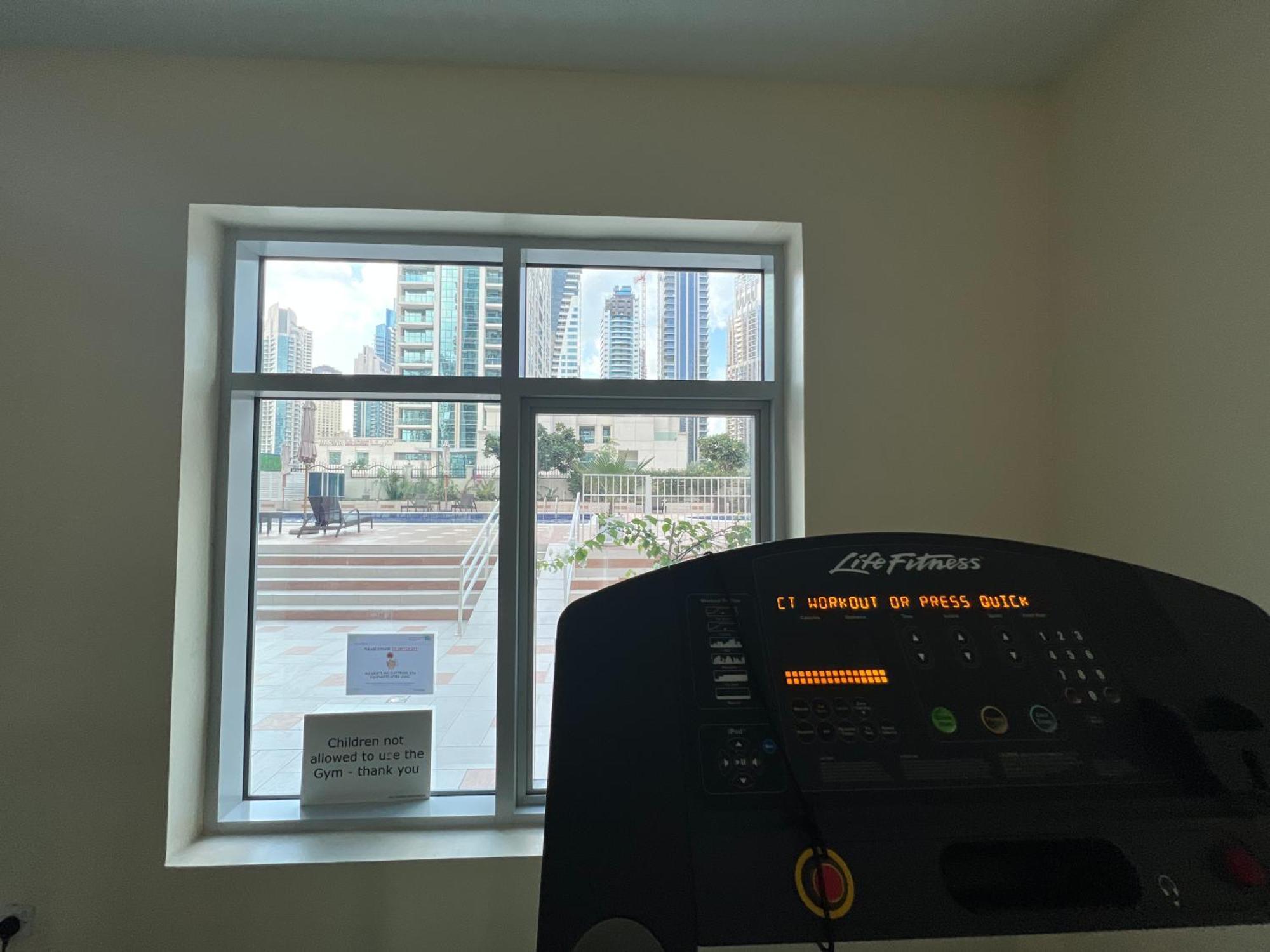 Spacious 2 Bed Apt At Marina High Floor Dubai Esterno foto