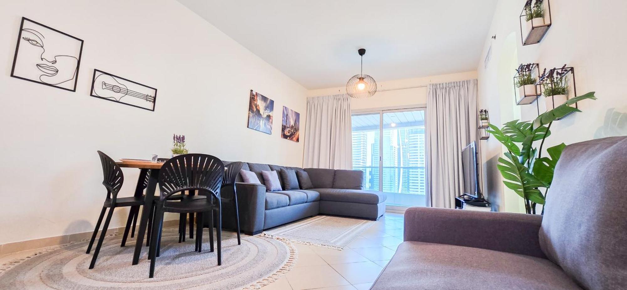 Spacious 2 Bed Apt At Marina High Floor Dubai Esterno foto